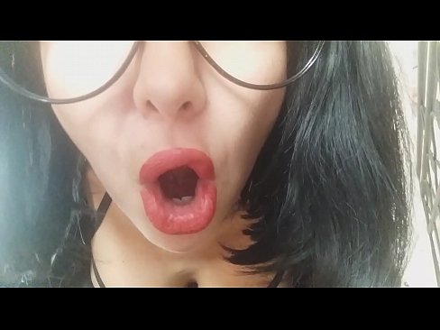 ❤️ Honey, hooyadaa anoo ah hooyadaa kuma ogolaan doonto inaad iskuul aado maanta... aad baan kuugu baahanahay... ️ Galmo ☑